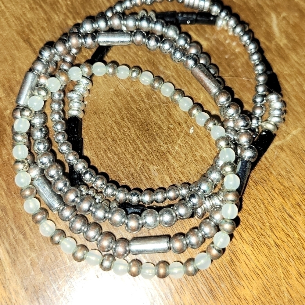 STACKING bracelets - Picture 3 of 5